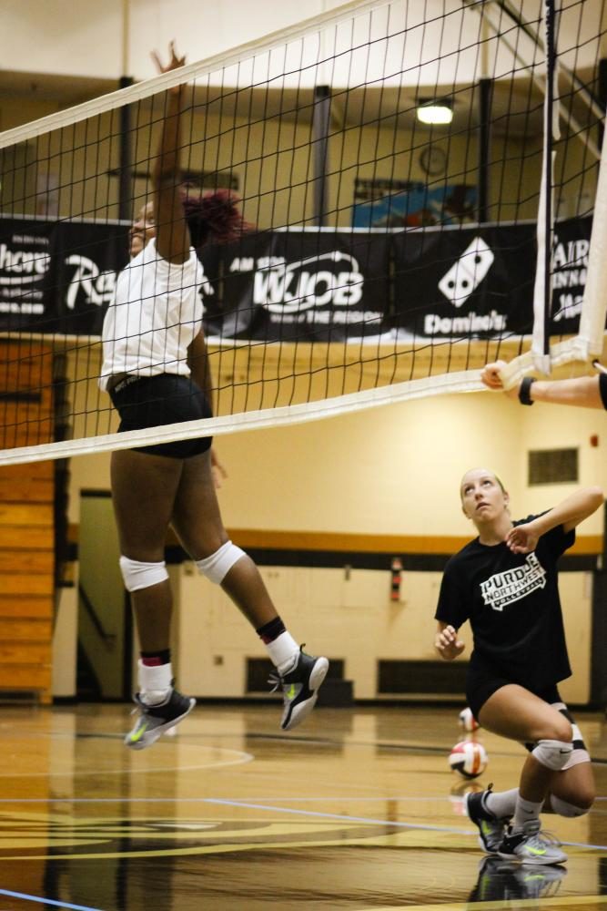 Gallery: Volleyball practice photos