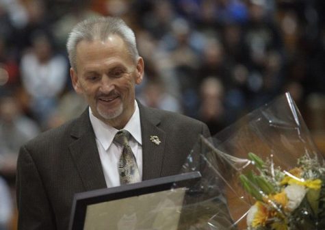 Matt Bush, mens basketball head coach, had a career of 34 years in the field.